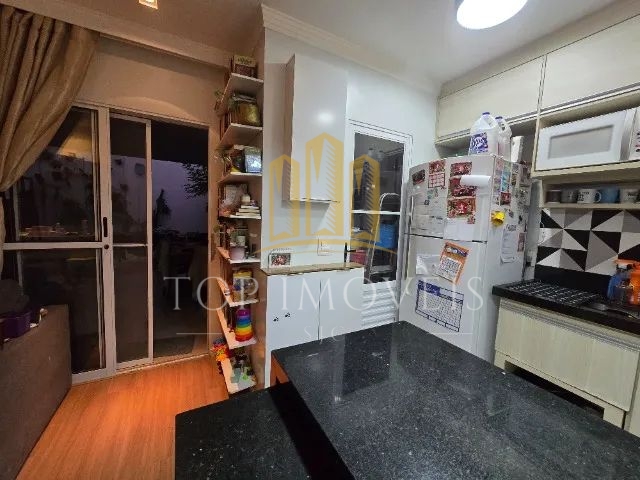Casa em condomínio fechado, 2 dormitorios, com piscina aquecida, area gourmet Repleto de Planejados