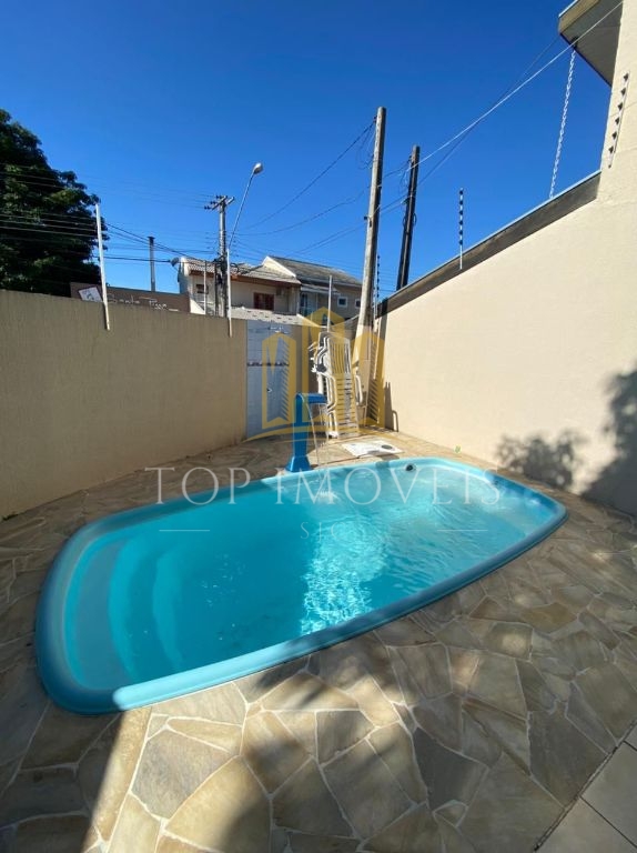 A casa que você sempre sonhou... Existe! Um lar encantador espera por você na charmosa Vila Branca!