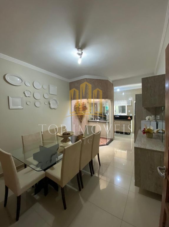 A casa que você sempre sonhou... Existe! Um lar encantador espera por você na charmosa Vila Branca!