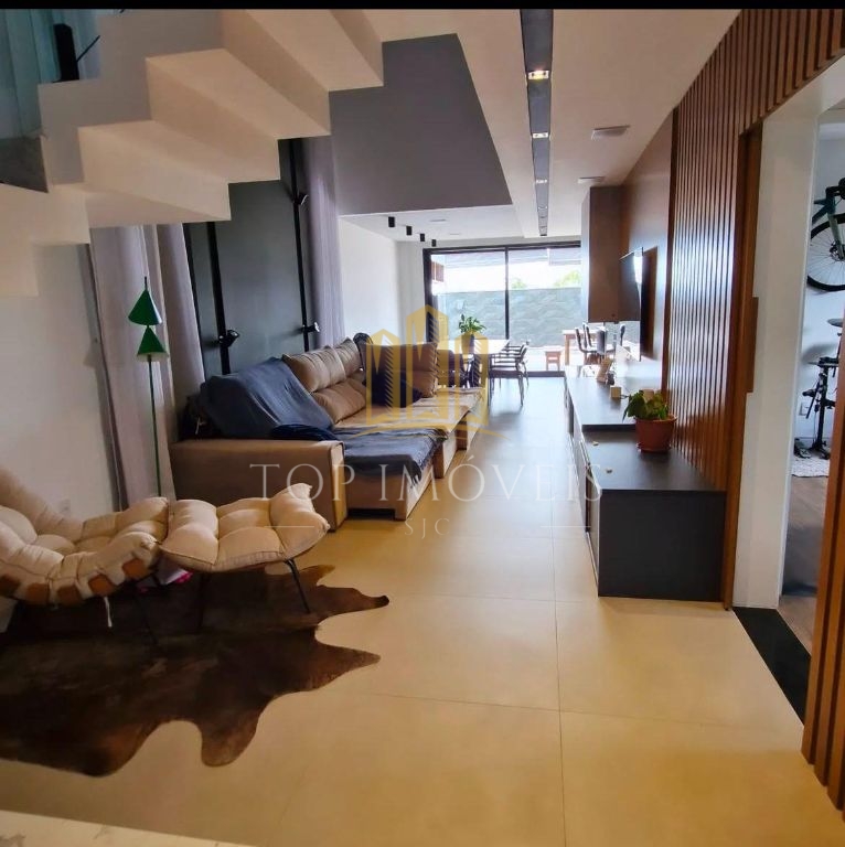 Sobrado luxuoso em condomínio fechado 279m² alto padrão vista livre piscina sjc