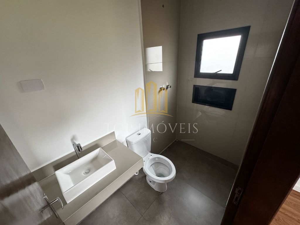 Sobrado novo alto padrão 4 dormitórios piscina zona norte condomínio mantiqueira sjc