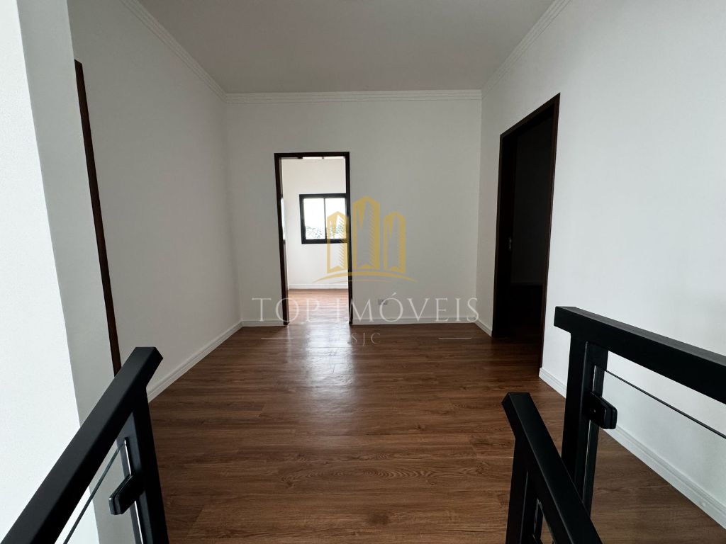 Sobrado novo alto padrão 4 dormitórios piscina zona norte condomínio mantiqueira sjc