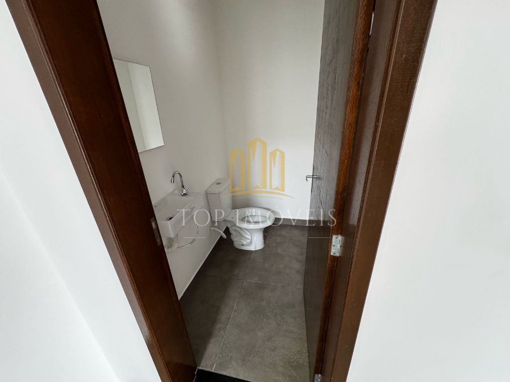 Sobrado novo alto padrão 4 dormitórios piscina zona norte condomínio mantiqueira sjc