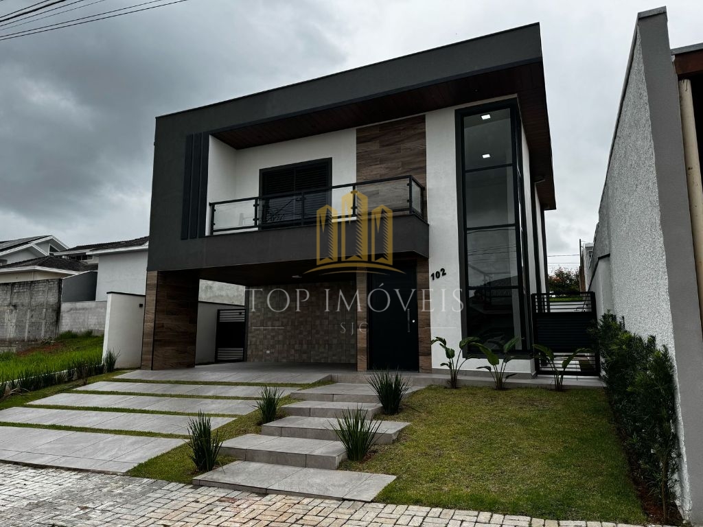 Sobrado novo alto padrão 4 dormitórios piscina zona norte condomínio mantiqueira sjc