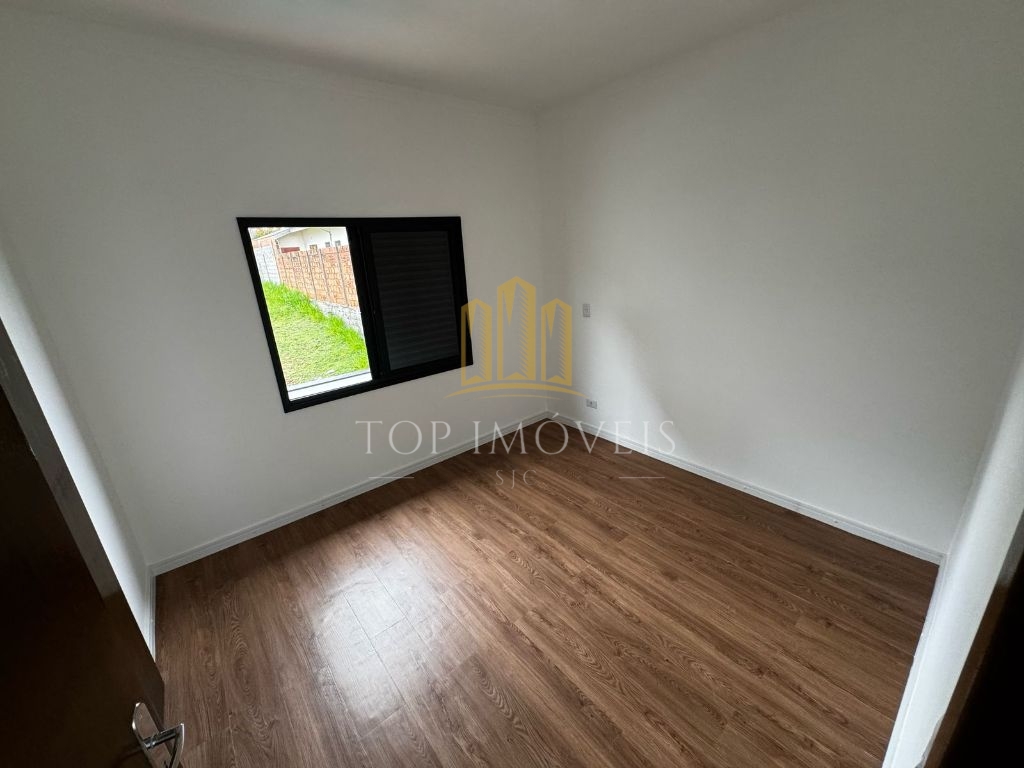 Sobrado novo alto padrão 4 dormitórios piscina zona norte condomínio mantiqueira sjc