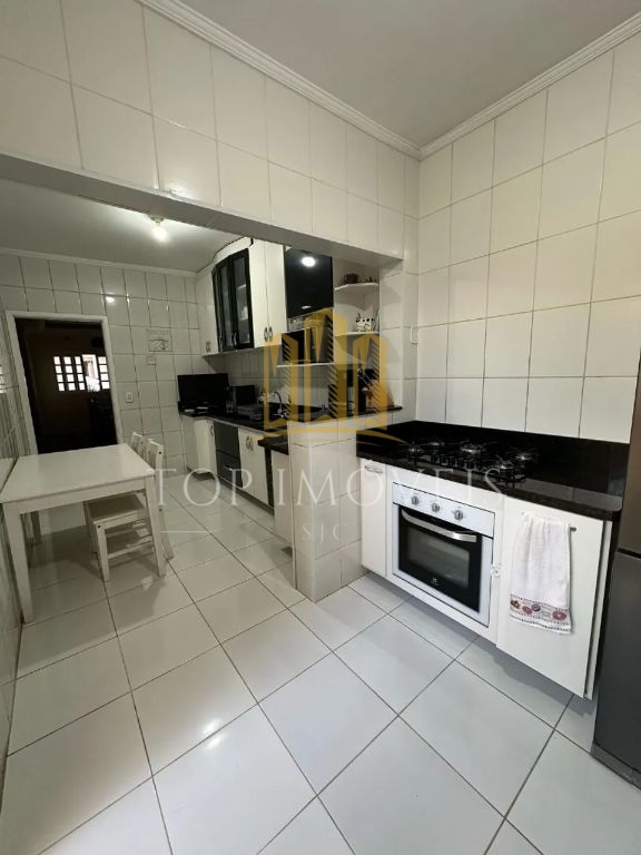 Linda Casa Localizada no Condominio Bell Park 3 dormitorios Suite Churrasqueira