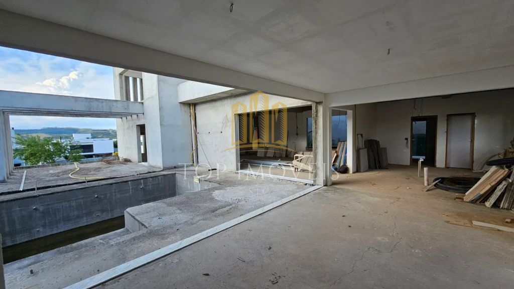 Casa Alto Padrão no Urbanova com Elevador 500m² Construídos Terreno Alto e Exclusivo