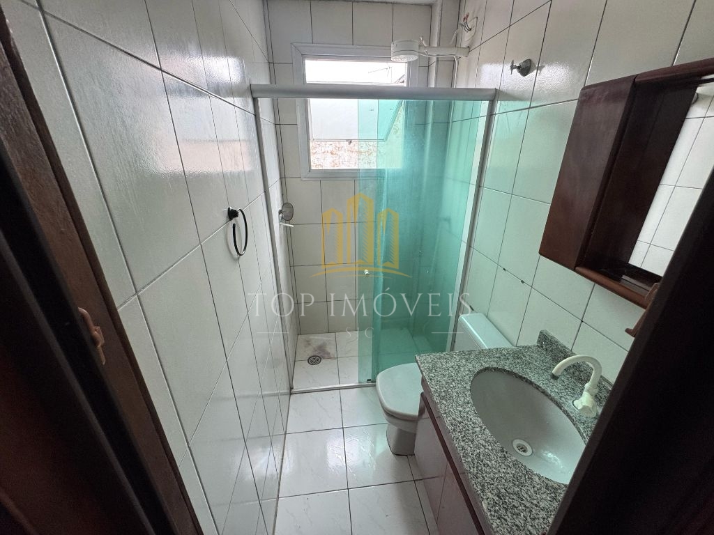 Excelente Apartamento Localizado no Bosque dos Eucaliptos Proximo ao SESI Andar baixo Predio sem elevador
