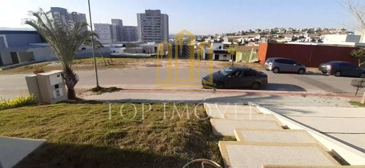 Sobrado de Alto Padrão no Condomínio Fechado Residencial Mônaco 4 Suítes Vista para a Serra da Mantiqueira