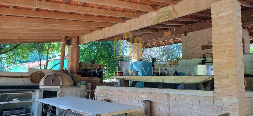 Belissima Chacara duas Casas 360m² de Construção 2600m² de Terreno Ótima Localização e Acabamento.