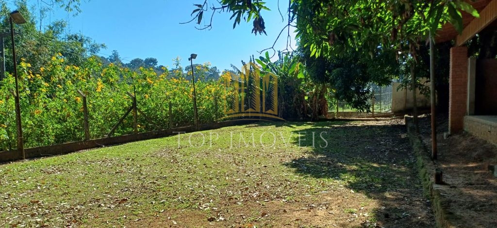 Belissima Chacara duas Casas 360m² de Construção 2600m² de Terreno Ótima Localização e Acabamento.