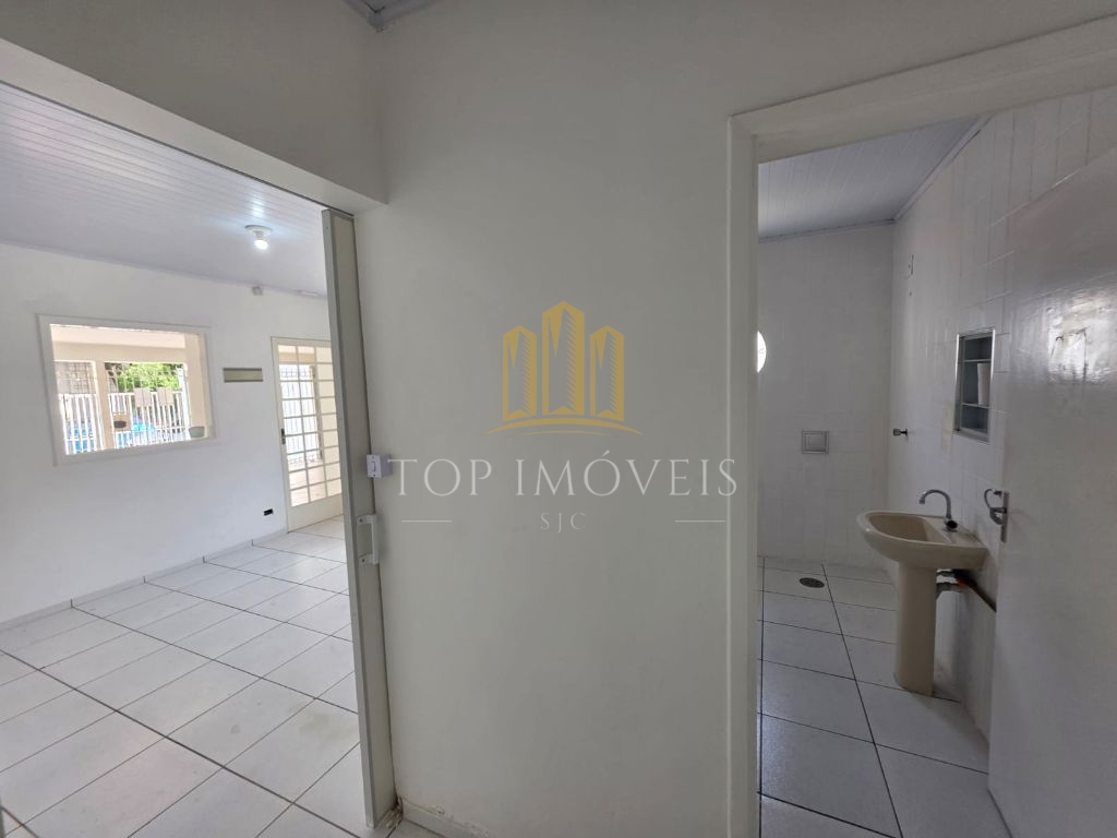 Belíssima Casa Comercial no Coração de São José em uma das Regiões mais Nobre o São Dimas