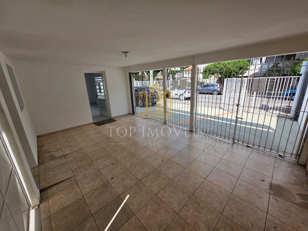 Belíssima Casa Comercial no Coração de São José em uma das Regiões mais Nobre o São Dimas
