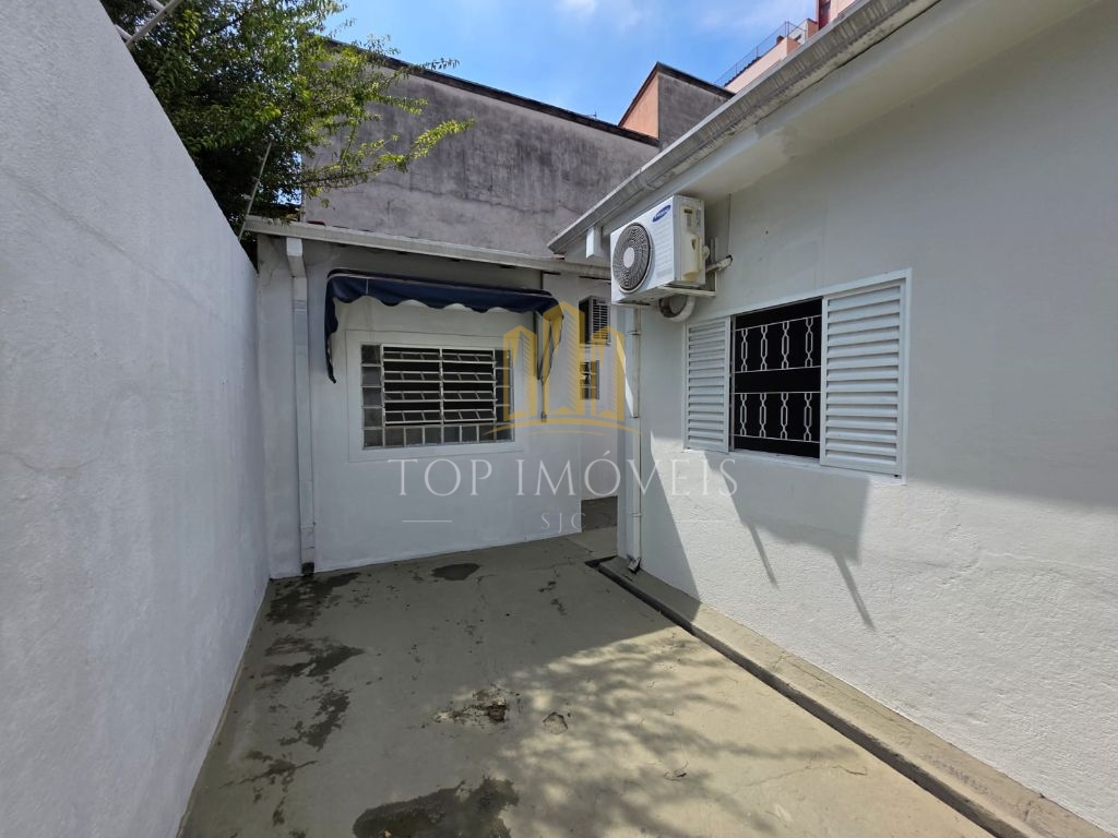 Belíssima Casa Comercial no Coração de São José em uma das Regiões mais Nobre o São Dimas