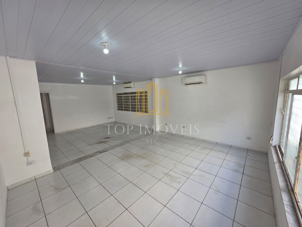 Belíssima Casa Comercial no Coração de São José em uma das Regiões mais Nobre o São Dimas