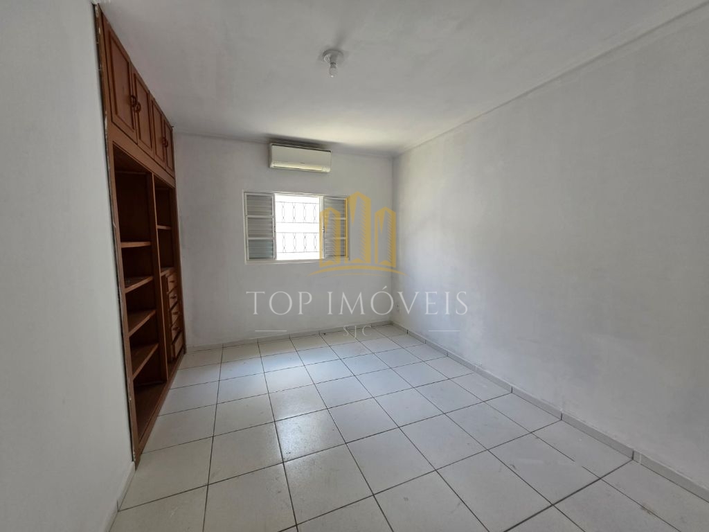 Belíssima Casa Comercial no Coração de São José em uma das Regiões mais Nobre o São Dimas