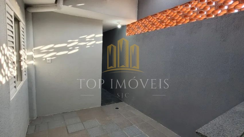 Linda Casa Localizada no Conjunto Trinta e Um de Marco Reformada 2 dormitorios Suite 80m²