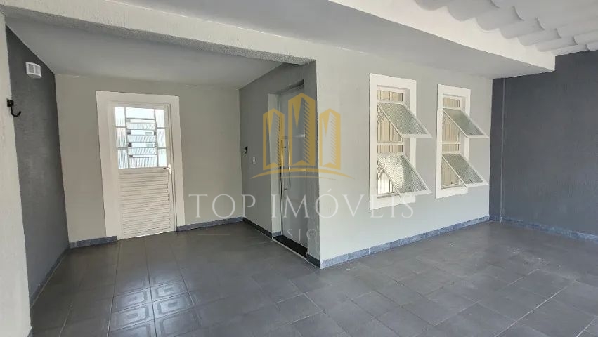 Linda Casa Localizada no Conjunto Trinta e Um de Marco Reformada 2 dormitorios Suite 80m²