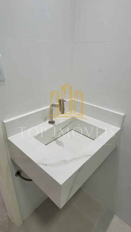 Linda Casa Localizada no Conjunto Trinta e Um de Marco Reformada 2 dormitorios Suite 80m²