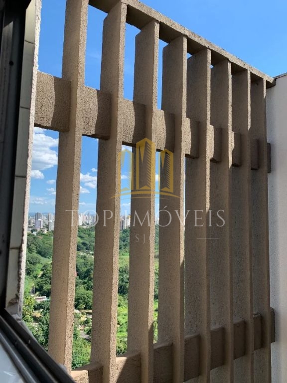 Maravilhoso apartamento tres dormitórios no centro de São José OPORTUNIDADE