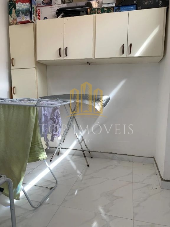 Maravilhoso apartamento tres dormitórios no centro de São José OPORTUNIDADE