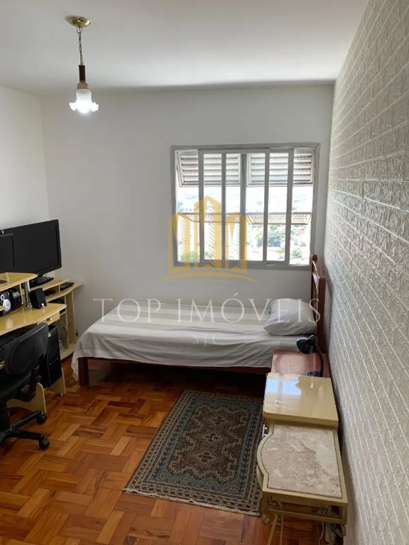Maravilhoso apartamento tres dormitórios no centro de São José OPORTUNIDADE