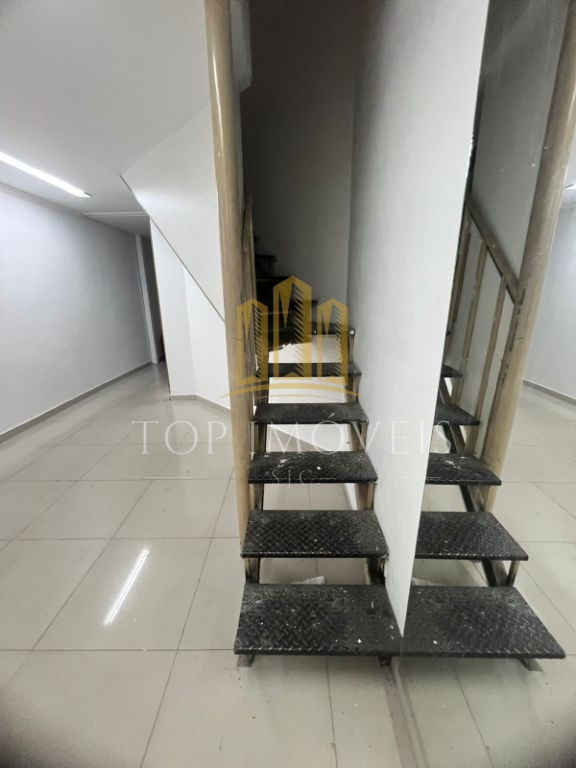 Espaçosa loja em condominio comercial no centro de são josé 