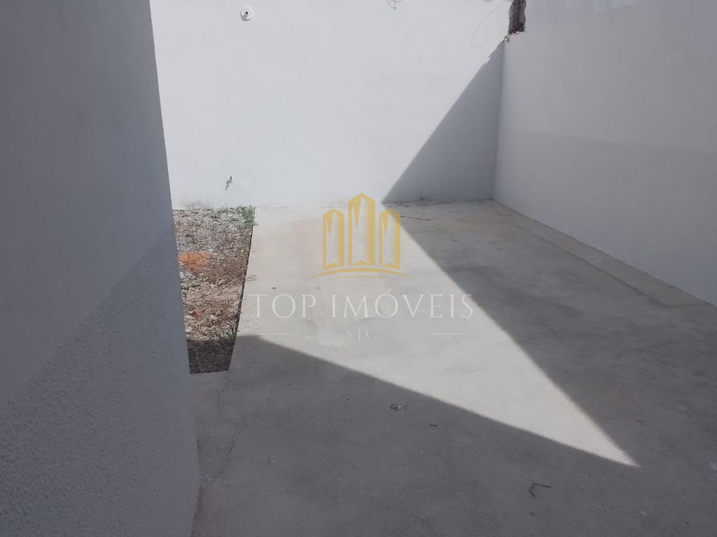Linda casa recem construida no setvile casa terrea 2 dormito