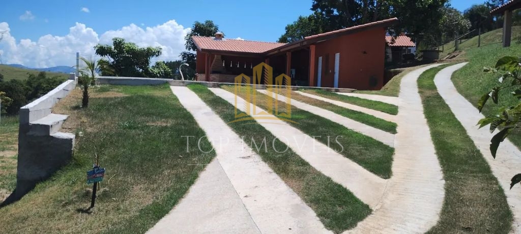 Maravilhosa chacara duas casas piscina espaço gourmet em con