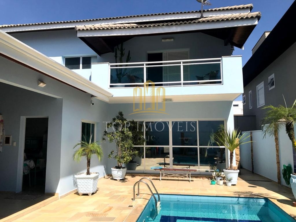 Fantastica casa quatro dormitorios suítes closet piscina lareira em condominio fechado OPORTUNIDADE