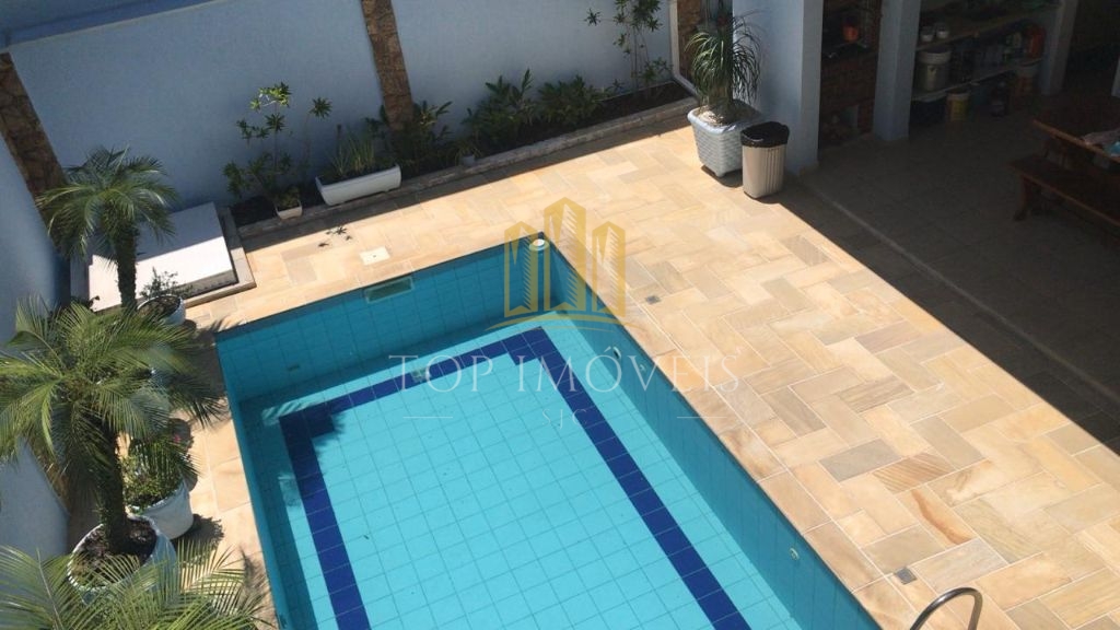 Fantastica casa quatro dormitorios suítes closet piscina lar