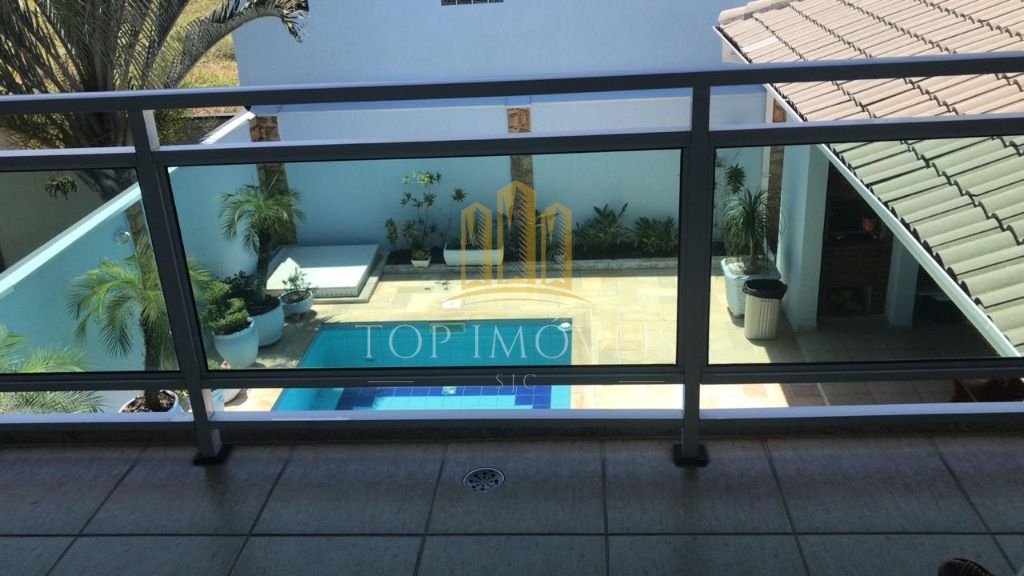 Fantastica casa quatro dormitorios suítes closet piscina lareira em condominio fechado OPORTUNIDADE