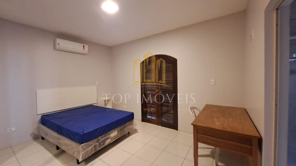 Maravilhoso sobrado quatro dormitórios suíte piscina area go