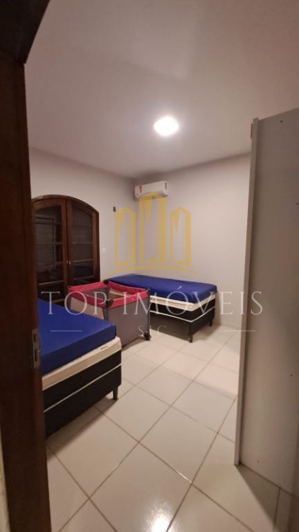 Maravilhoso sobrado quatro dormitórios suíte piscina area gourmet no Jardim altos de Santana l