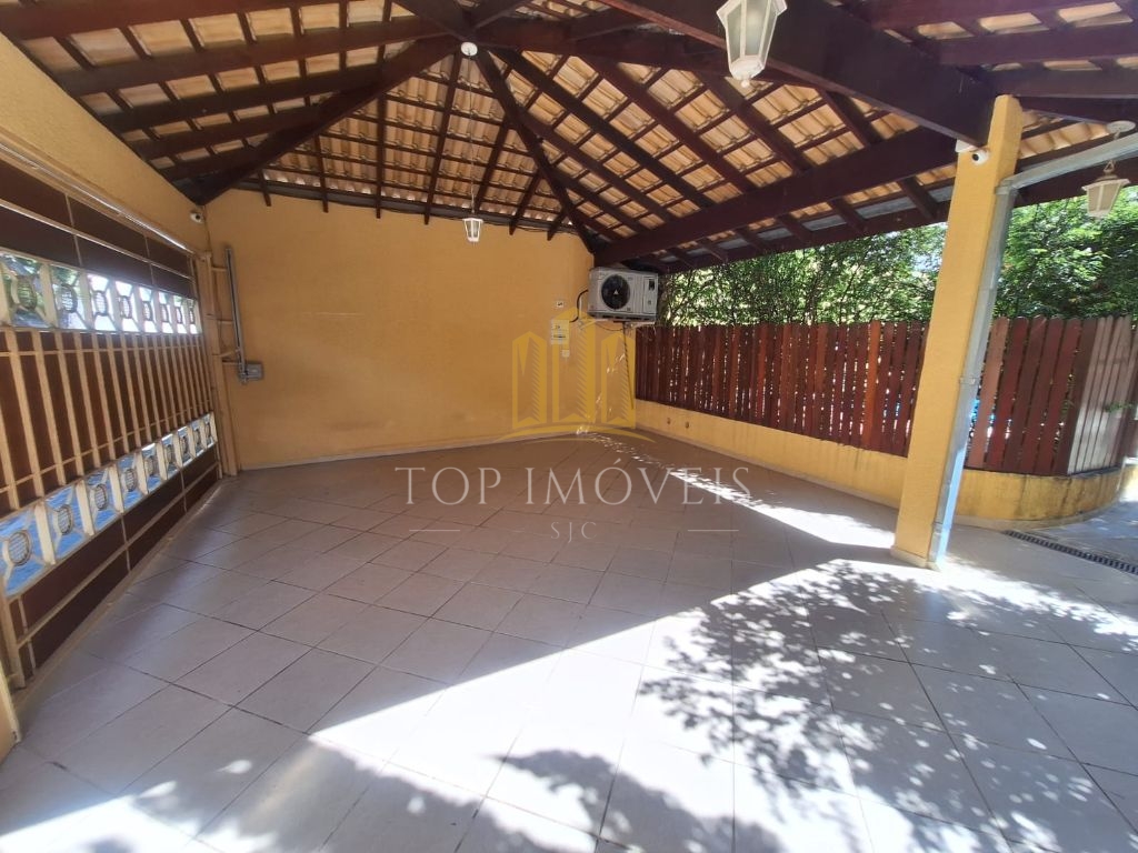 Maravilhosa casa três dormitórios, suíte piscina espaço gour - foto 11