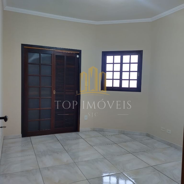 Excelente casa de 4 dormitórios sendo 1 suíte no Jardim Satélite