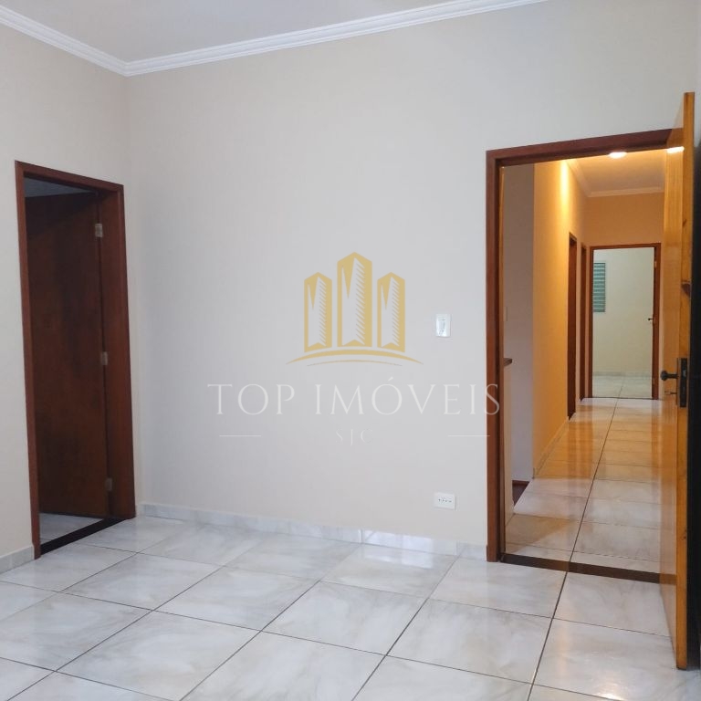 Excelente casa de 4 dormitórios sendo 1 suíte no Jardim Satélite