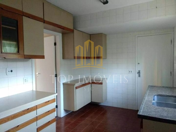 Maravilhoso Apartamento com 3 Dormitórios 138m²