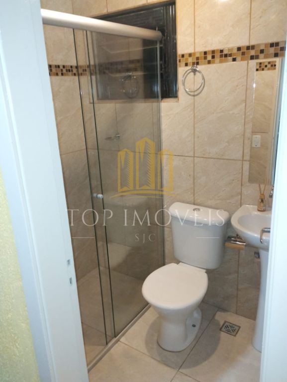 Belissima casa estilo suiço 203m² 4 dormitórios 2 banheiros 