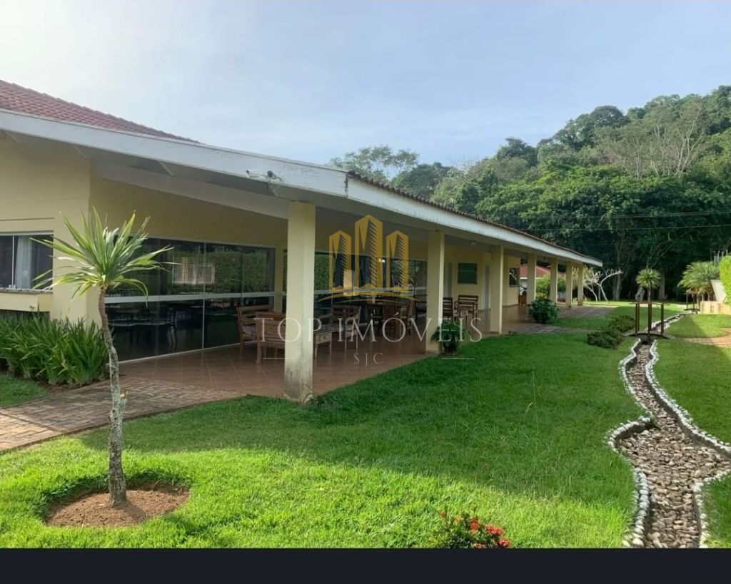 Magnifica casa cinco suítes lareira terreno de mil e quatroc