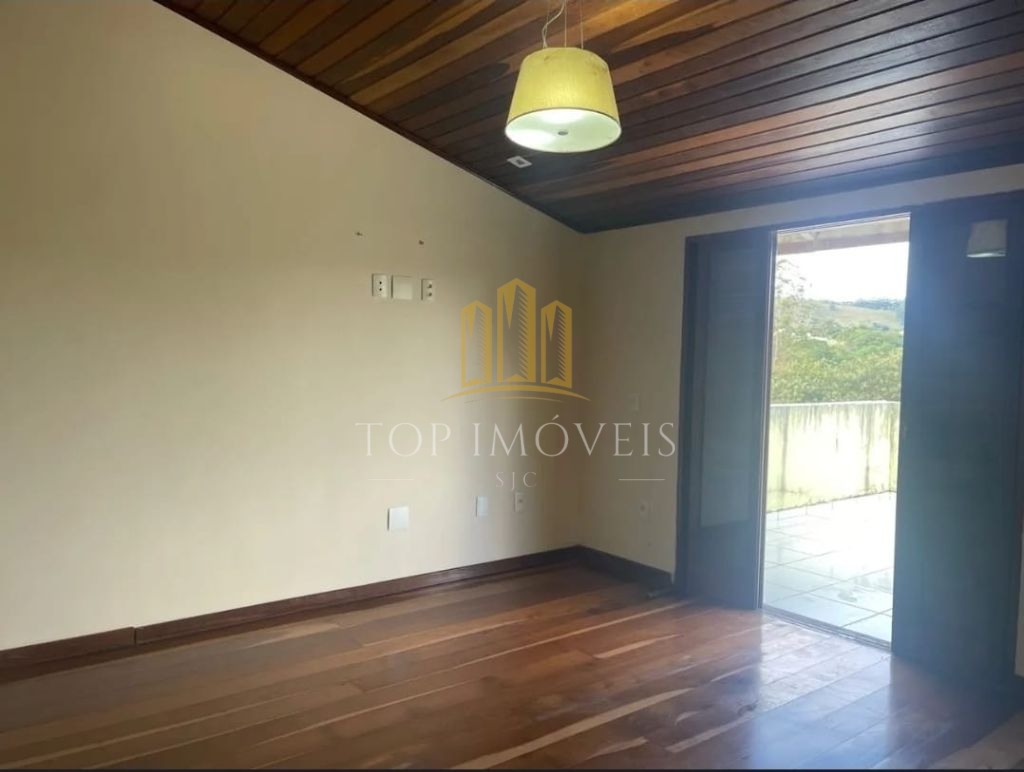 Magnifica casa cinco suítes lareira terreno de mil e quatroc