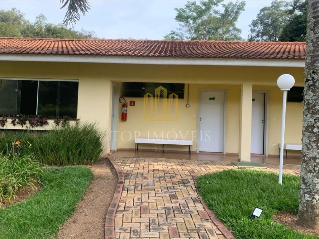 Magnifica casa cinco suítes lareira terreno de mil e quatrocentos m2 condominio fechado em Jambeiro