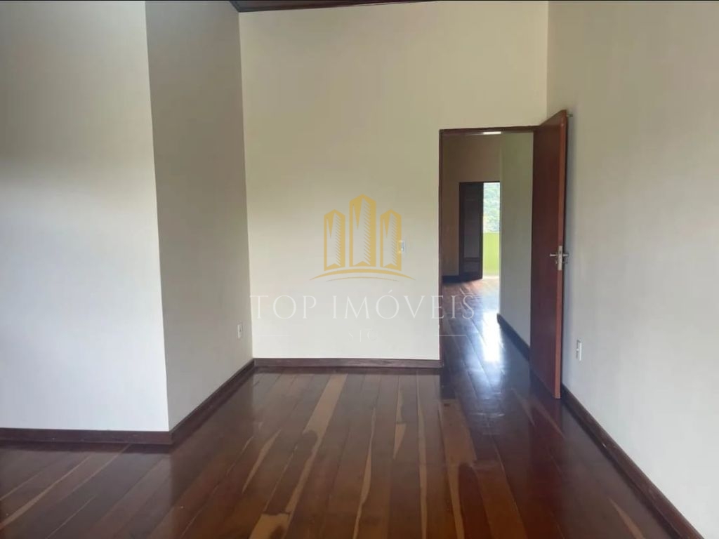 Magnifica casa cinco suítes lareira terreno de mil e quatroc