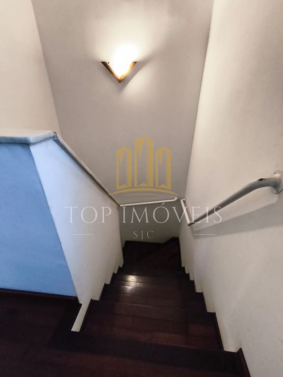 Maravilhosa casa três dormitórios suíte espaço gourmet em condominio fechado