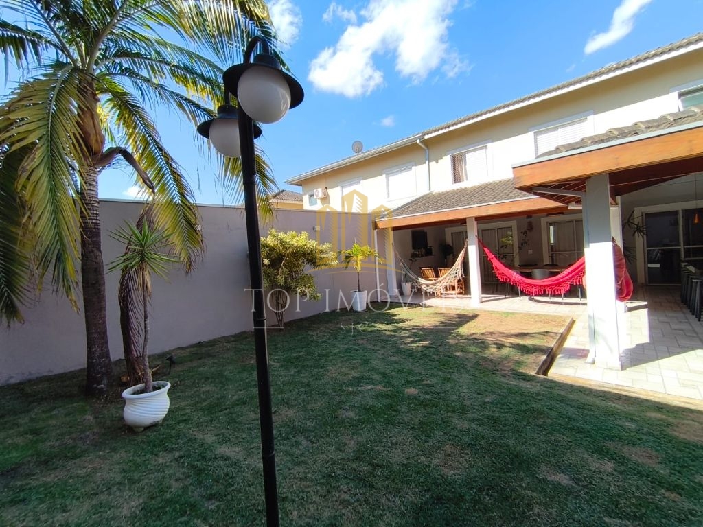 Maravilhosa casa três dormitórios suíte espaço gourmet em co