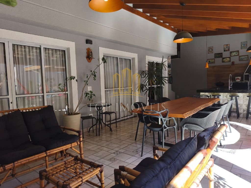 Maravilhosa casa três dormitórios suíte espaço gourmet em co