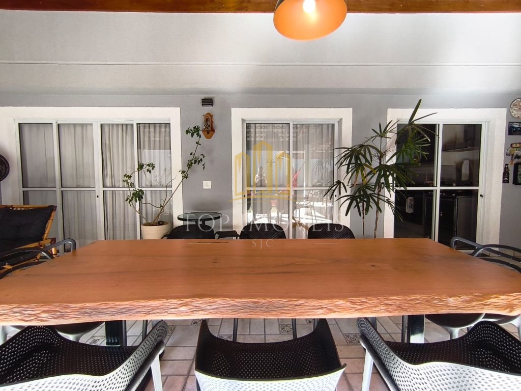 Maravilhosa casa três dormitórios suíte espaço gourmet em co