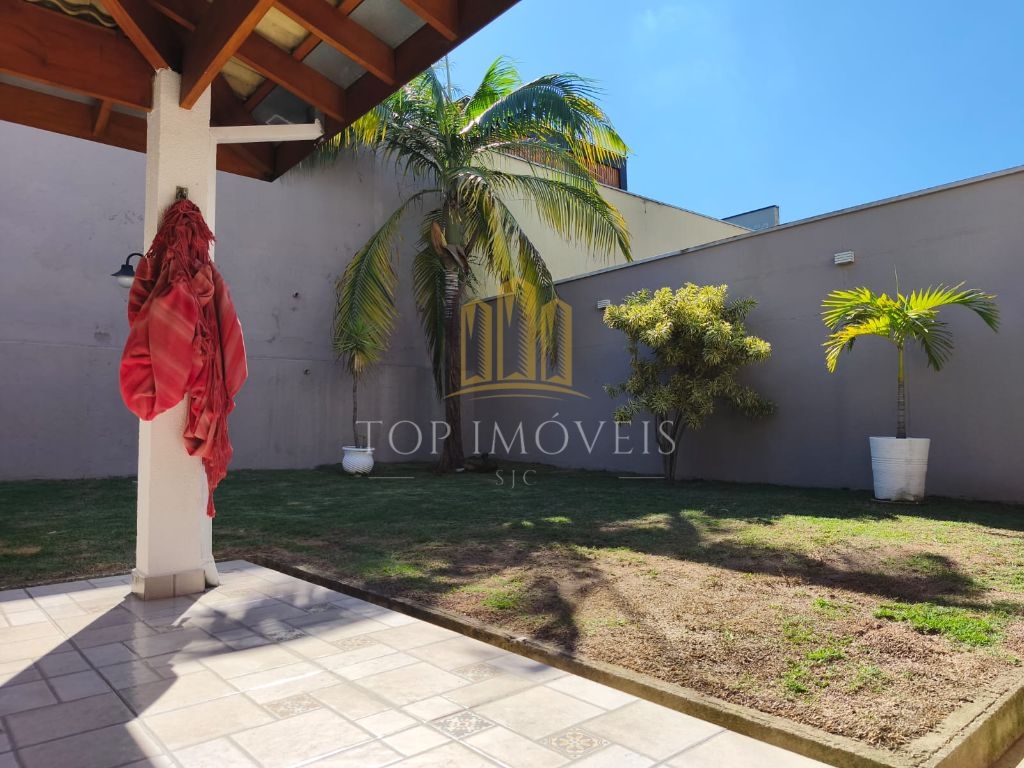 Maravilhosa casa três dormitórios suíte espaço gourmet em co