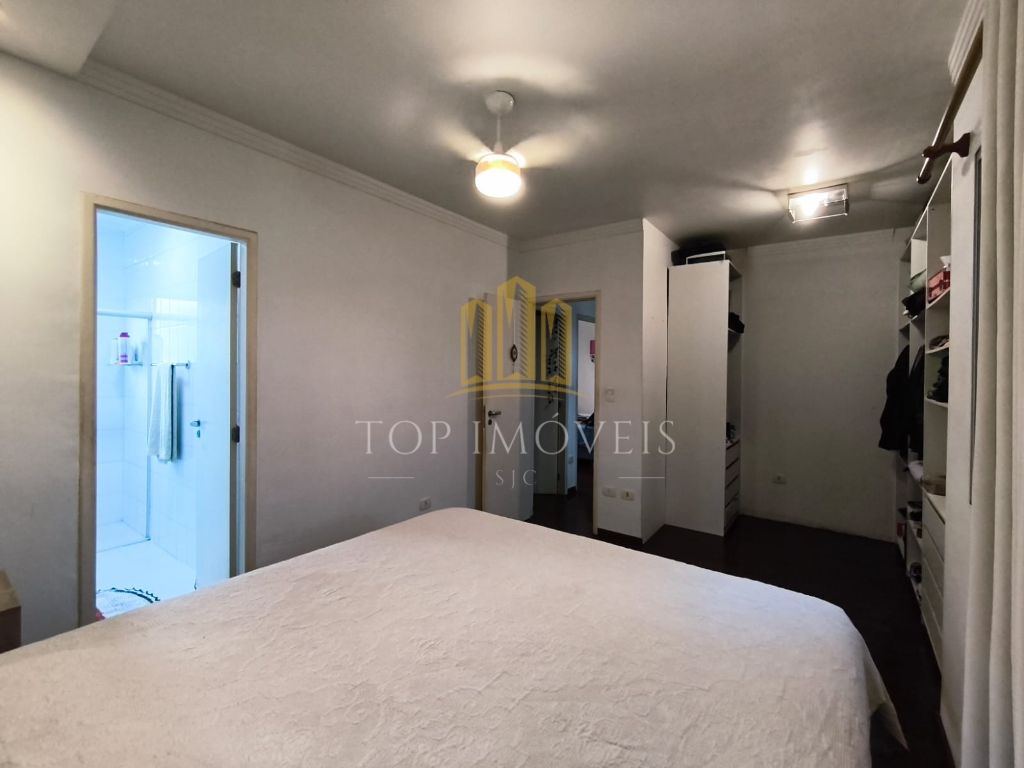 Maravilhosa casa três dormitórios suíte espaço gourmet em condominio fechado
