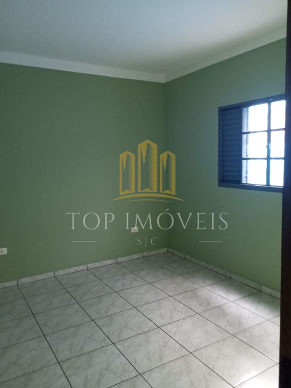 Excelente sobrado à venda na zona leste de são josé dos camp